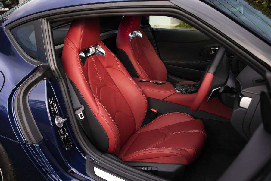 Интерьер Toyota GR Supra GTS (A90) 2019 года  (AU) (фото 2 из 34)